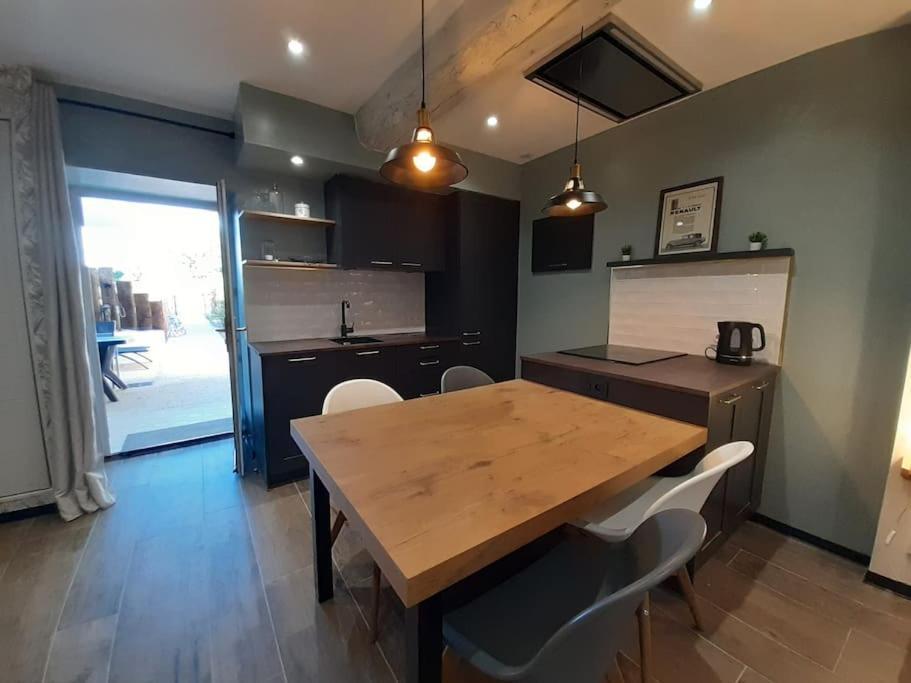 Studio Meuble Avec Terrasse Axe Rennes Saint Malo La Baussaine Exteriör bild