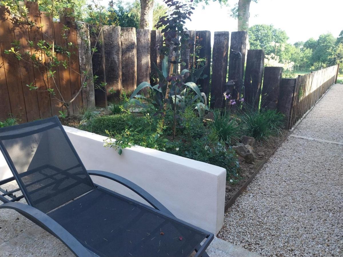 Studio Meuble Avec Terrasse Axe Rennes Saint Malo La Baussaine Exteriör bild